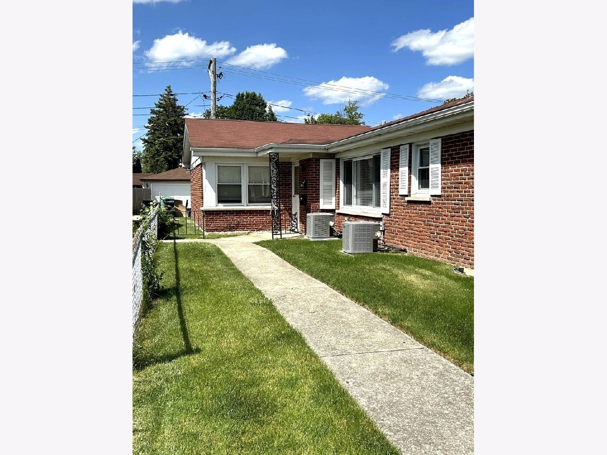 Rented Westchester Illinois, 9942 Cermak