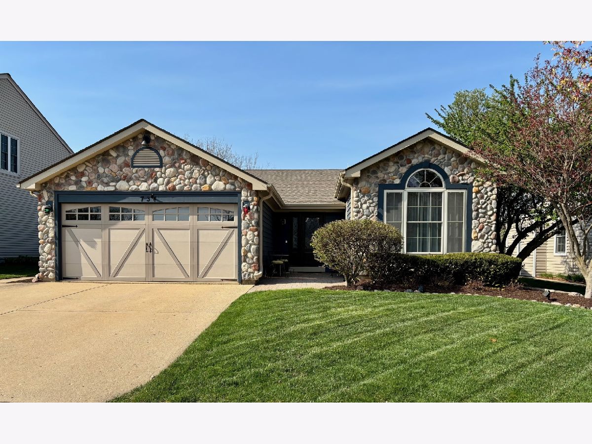 Homes Sold Windemere Elk Grove Village Illinois, 734 Bluejay