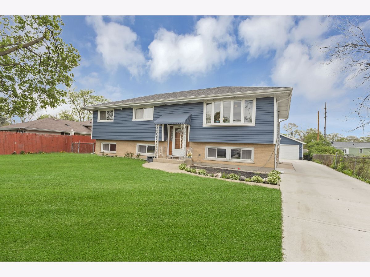  Sold Melrose Park Illinois, 2141 Louis