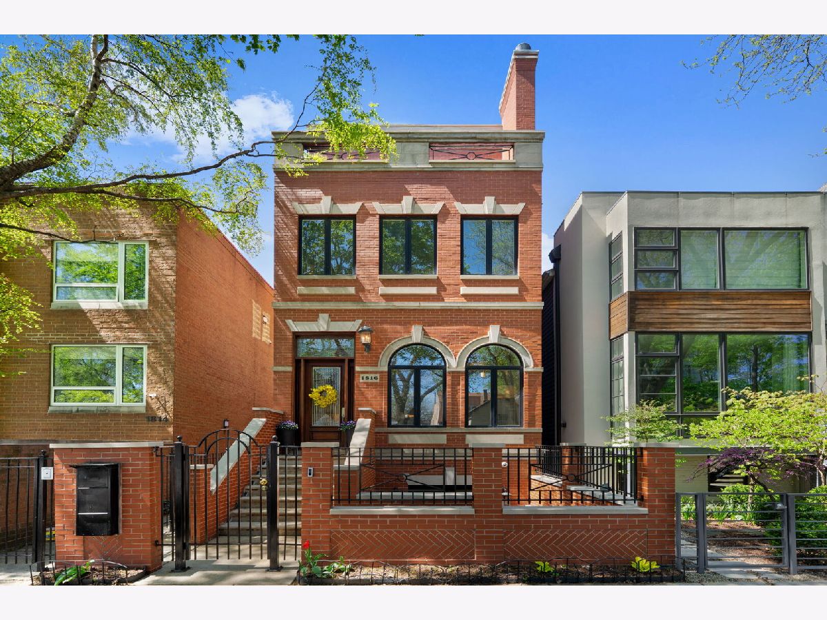  For Sale Chicago Illinois, 1816 Hudson Avenue