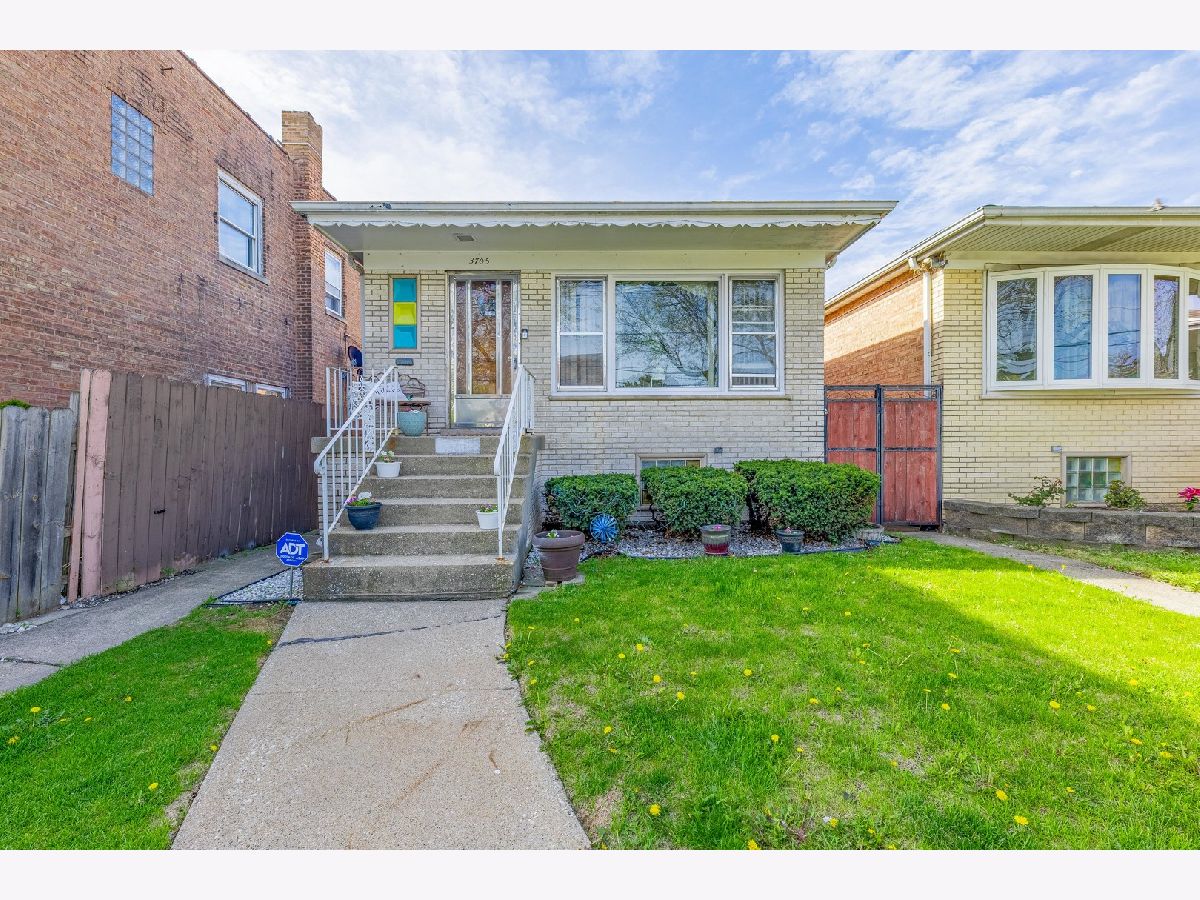  Sold Chicago Illinois, 3705 51st