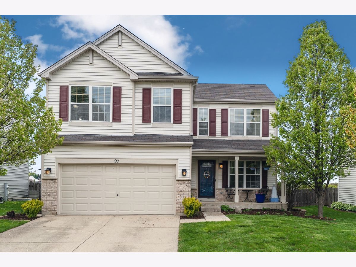 Homes Sold Neucort Lakes Cortland Illinois, 97 Clover