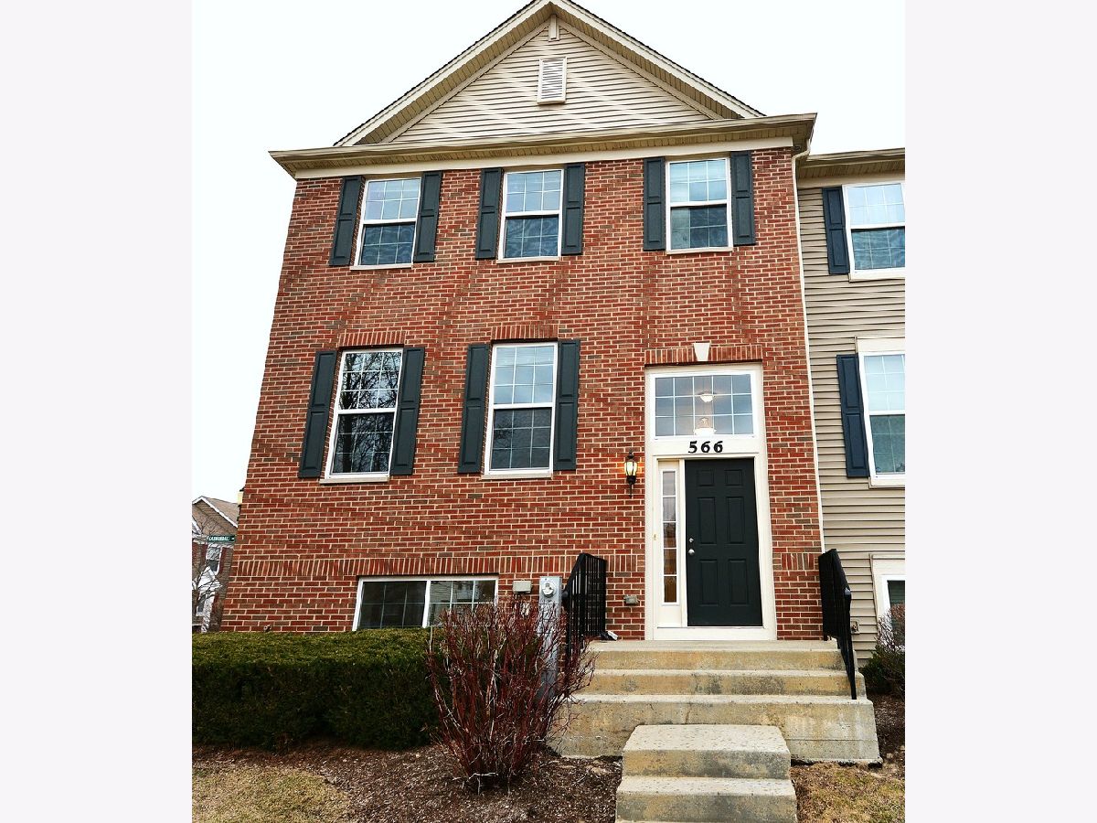 Townhomes & Condos Sold Lake Street Square Grayslake Illinois, 566 Cannonball