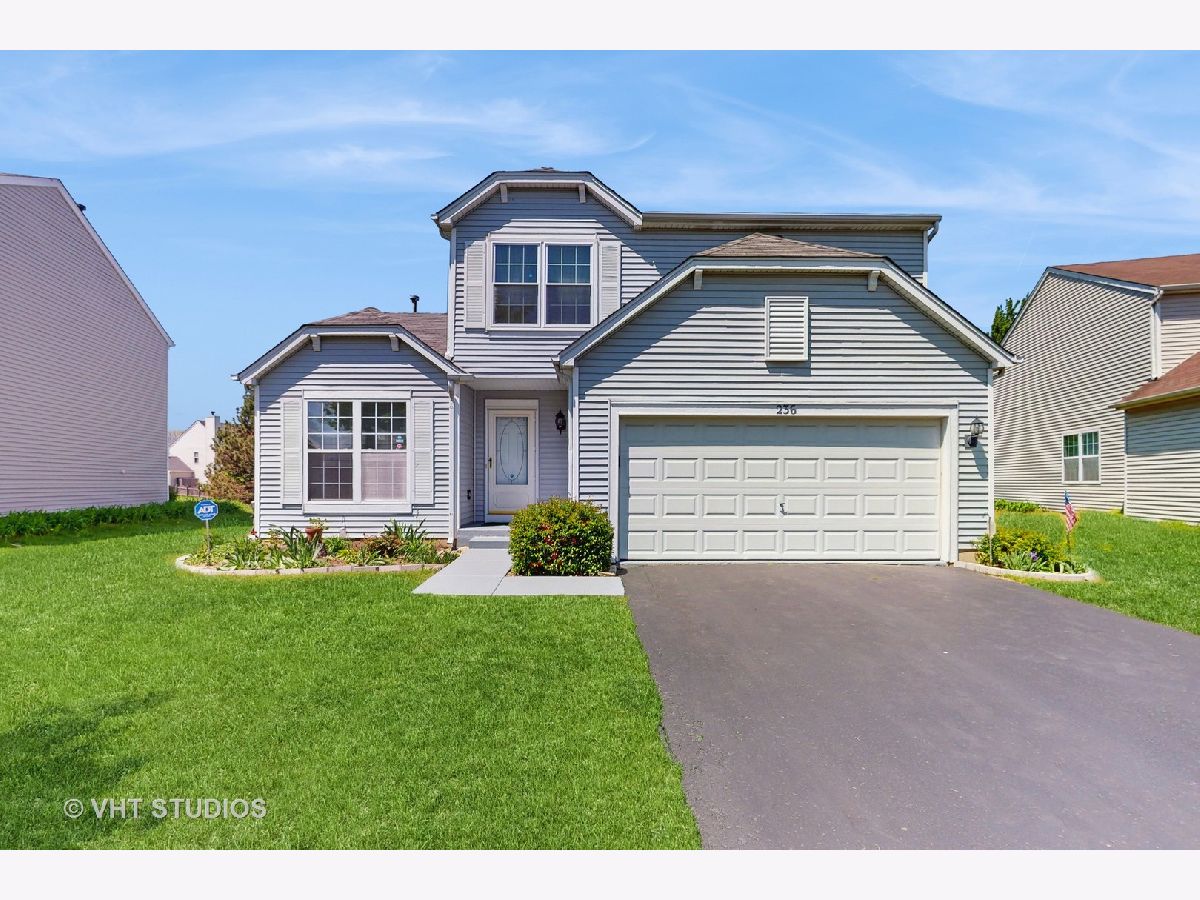 Homes & Townhomes & Condos Sold Wesglen Romeoville Illinois, 236 Daisy