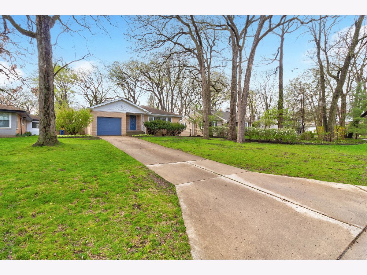 Homes Rented Sherwood Forest Highland Park Illinois, 1614 Berkeley
