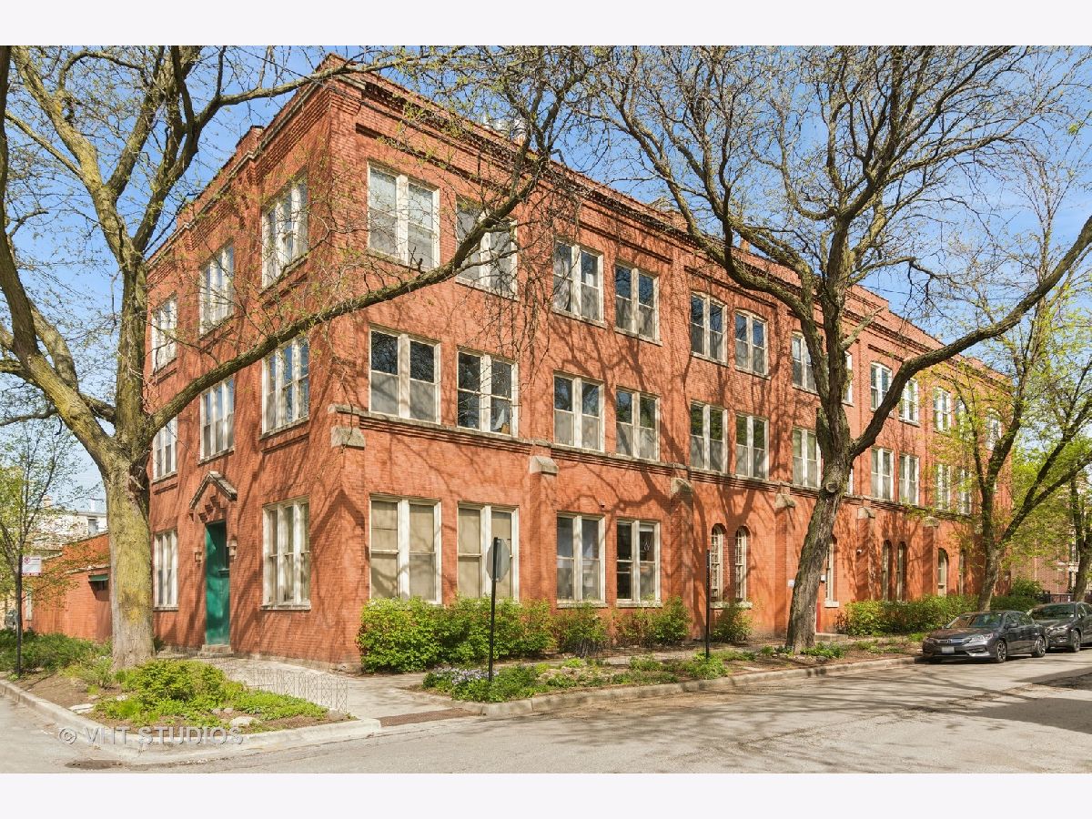 Condominiums Rented Wheelworks Lofts Chicago Illinois, 2510 Wayne