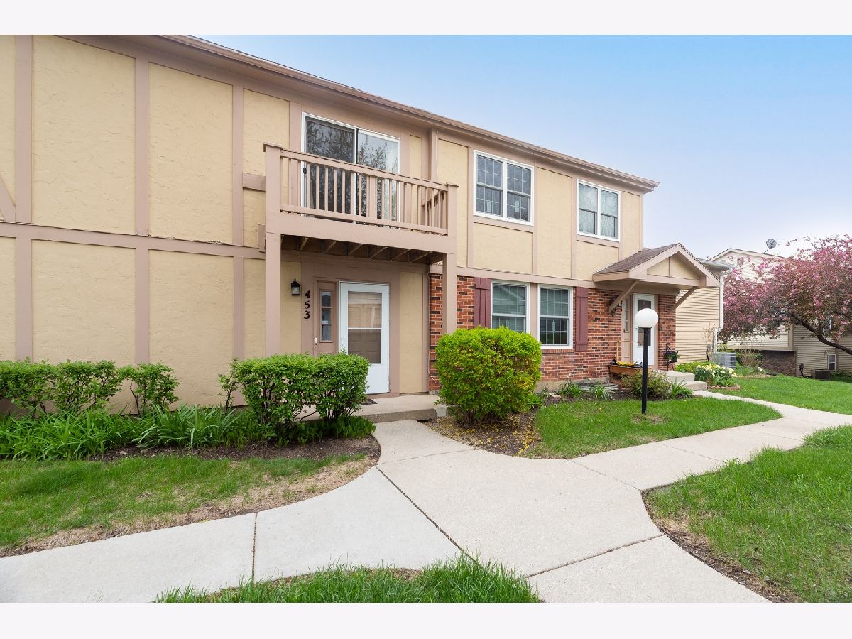 Townhomes & Condos Sold Westwood Vernon Hills Illinois, 453 Tanglewood