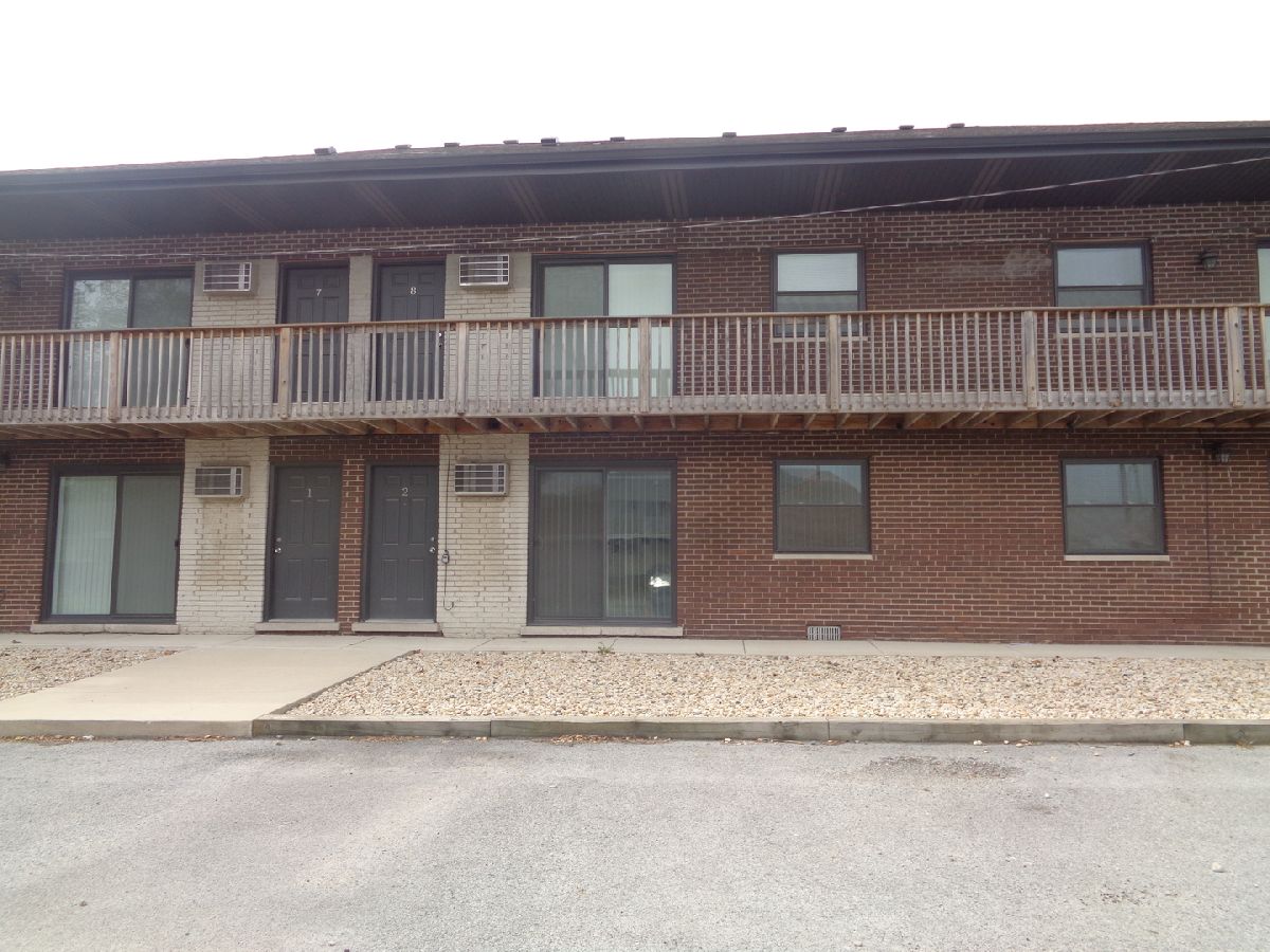  Rented Worth Illinois, 7501 Southwest