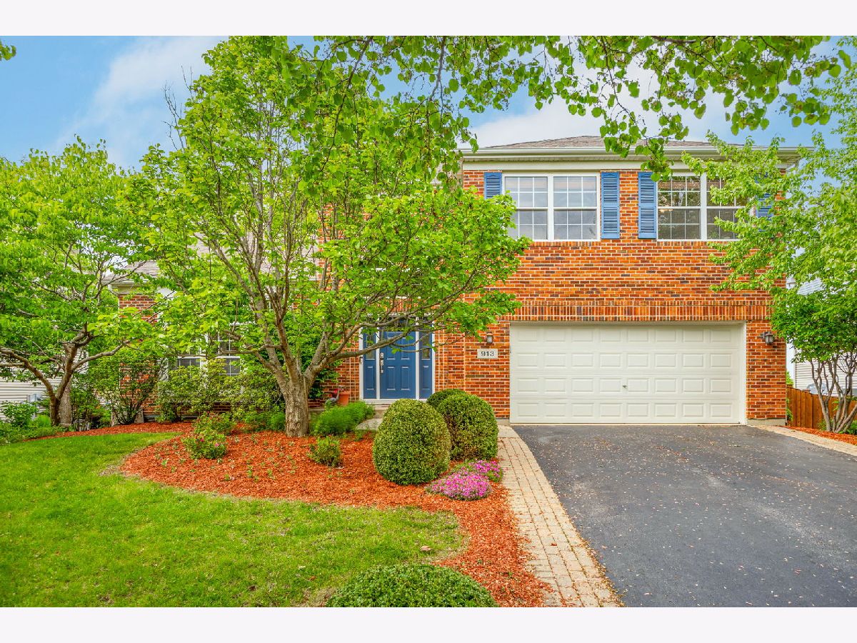 Homes & Townhomes Sold Rivers Edge Landing Minooka Illinois, 913 Rivers Edge