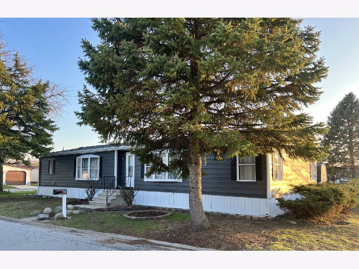  Sold Matteson Illinois, 725 Huntsbridge