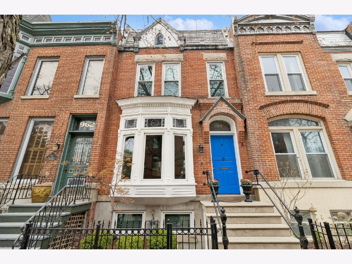  Sold Chicago Illinois, 960 Dickens