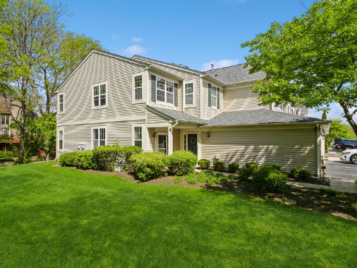 Townhomes & Homes Sold Aragon Carpentersville Illinois, 1283 Brookdale