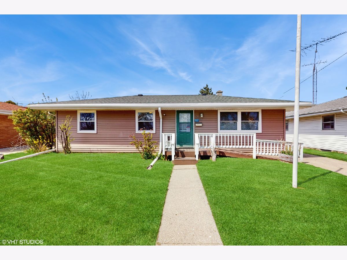  Sold Racine Wisconsin, 2818 Brentwood