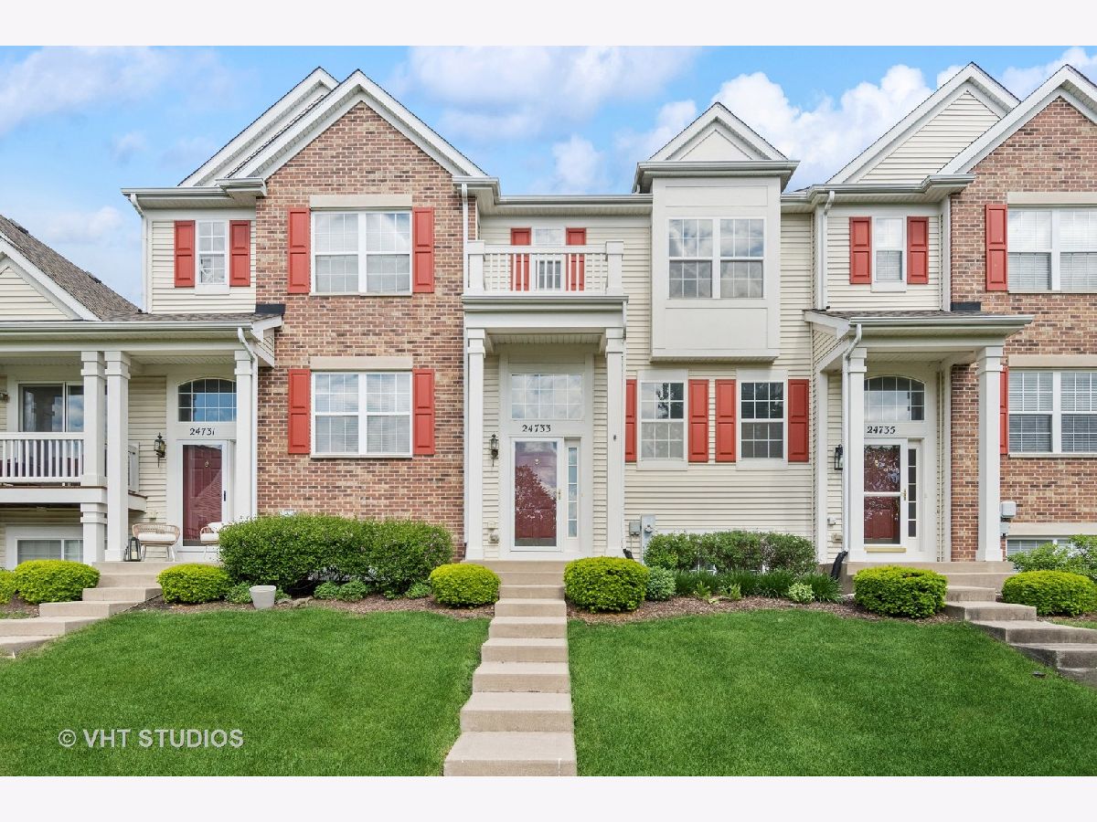 Townhomes Sold Patriot Square Plainfield Illinois, 24733 Patriot Square