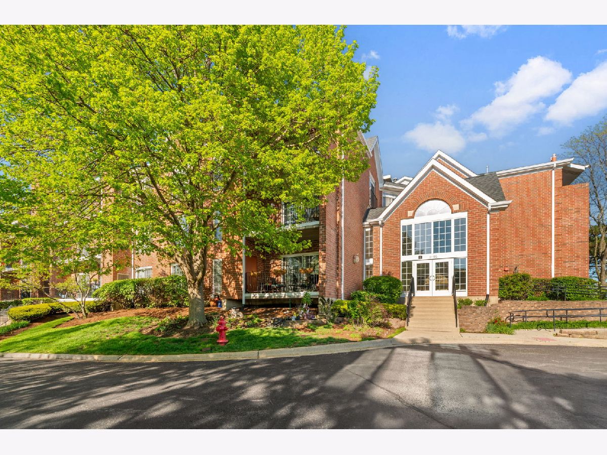 Condominiums Sold Hunt Club Condos St Charles Illinois, 97 Hunt Club