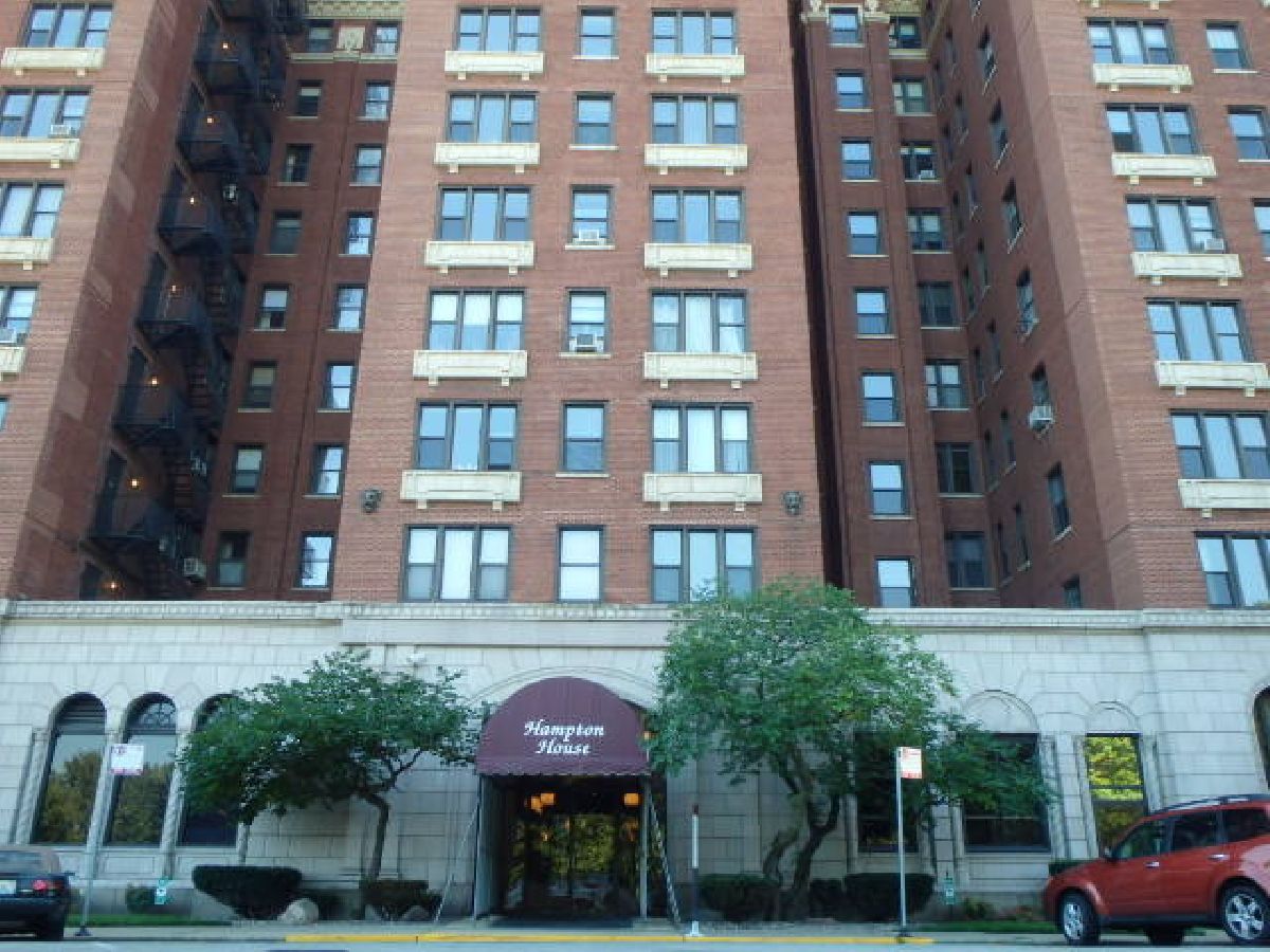 Condominiums Sold Hampton House Chicago Illinois, 5300 Shore
