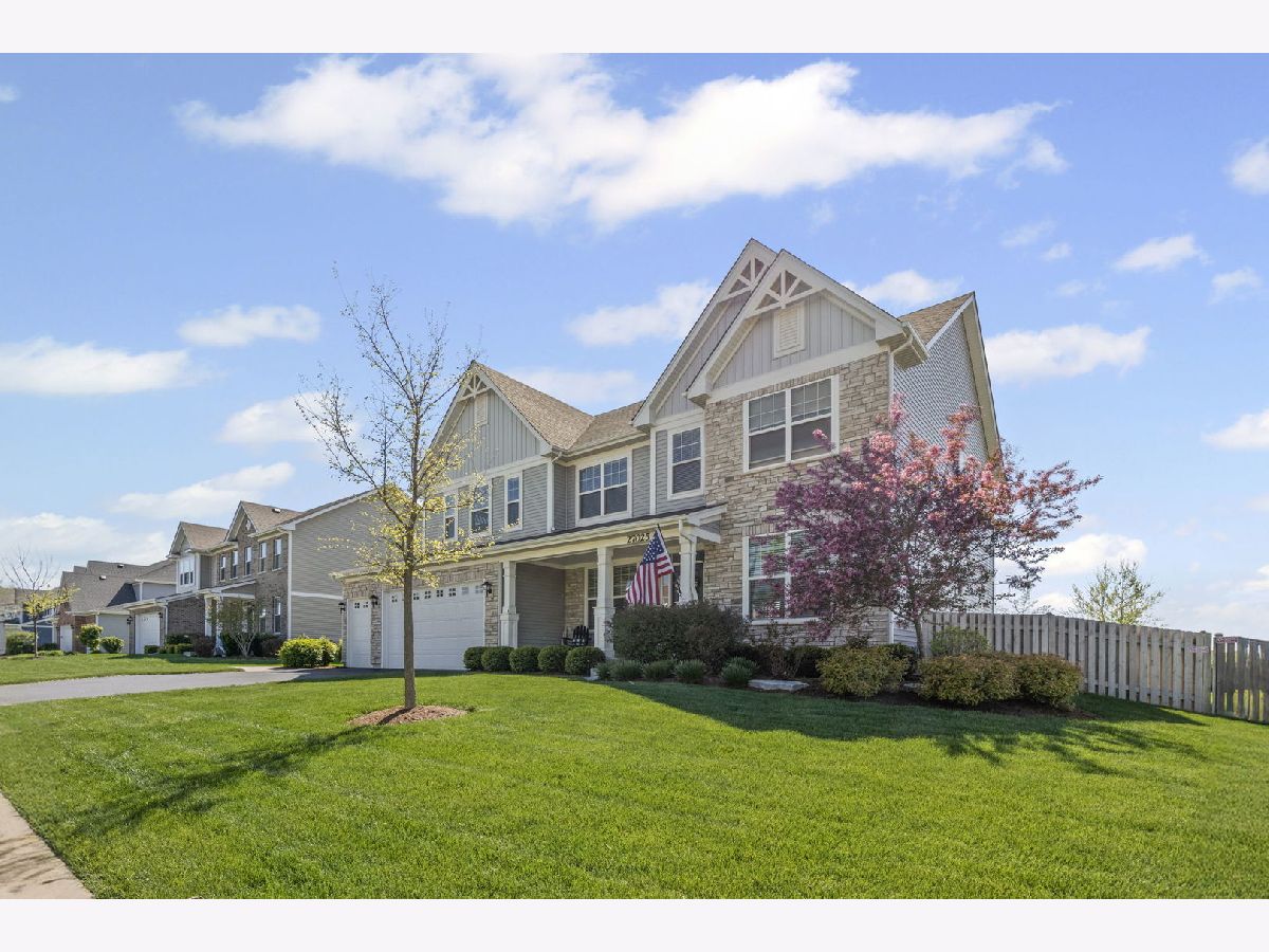 Homes & Townhomes Sold Grande Park Plainfield Illinois, 27025 Ashgate