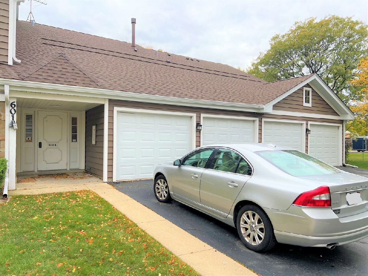 Condos & Townhomes Rented Gatewood Schaumburg Illinois, 601 Hanover