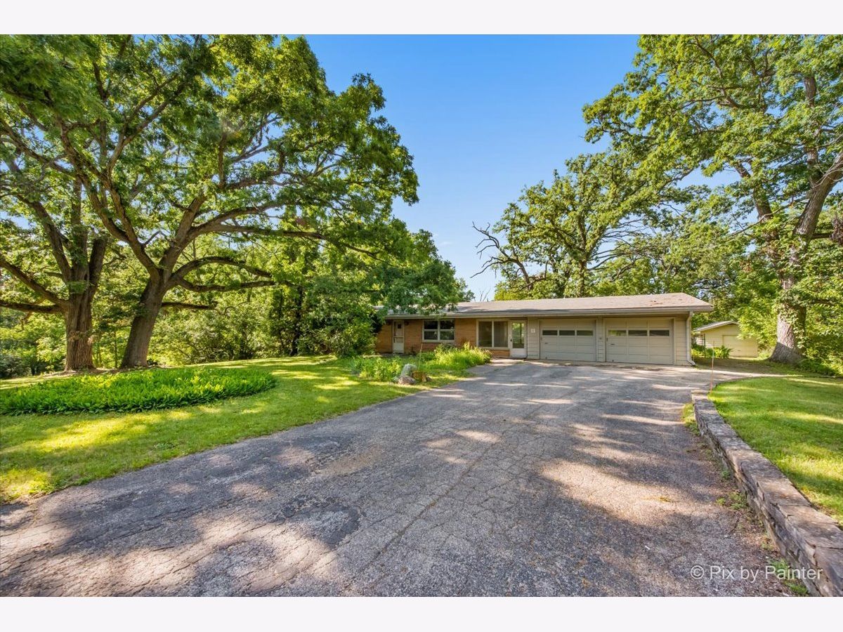  Sold Crystal Lake Illinois, 5010 Shady Oaks