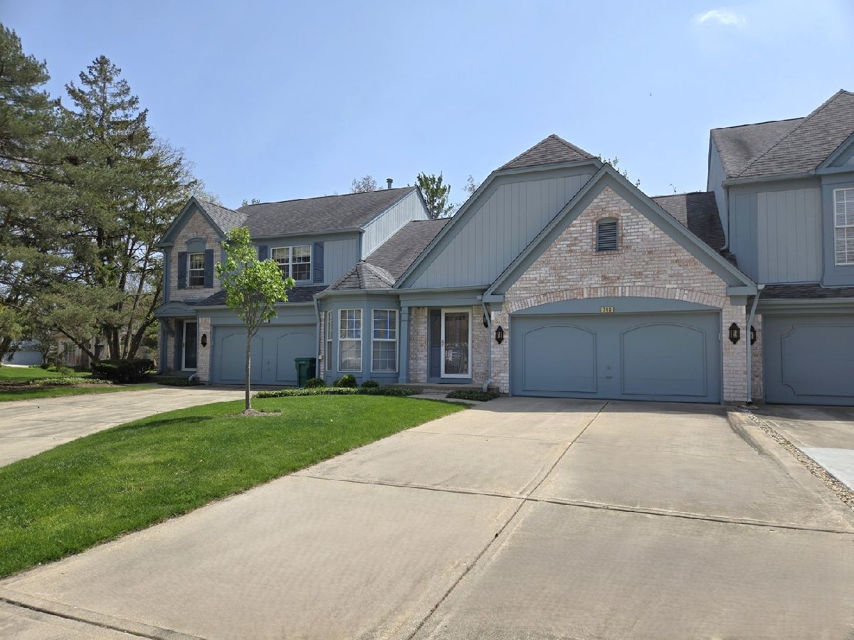 Townhomes Rented Cherbourg Buffalo Grove Illinois, 713 Alsace