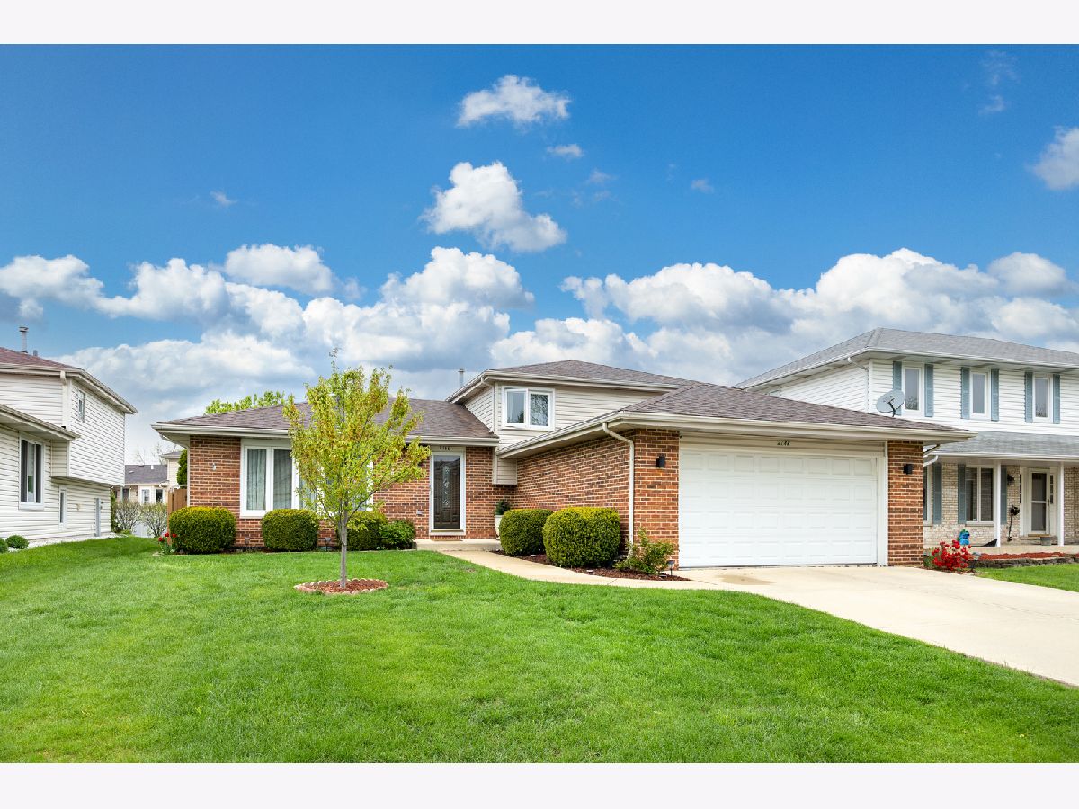 Townhomes & Homes Sold Cimarron Addison Illinois, 2148 Cimarron