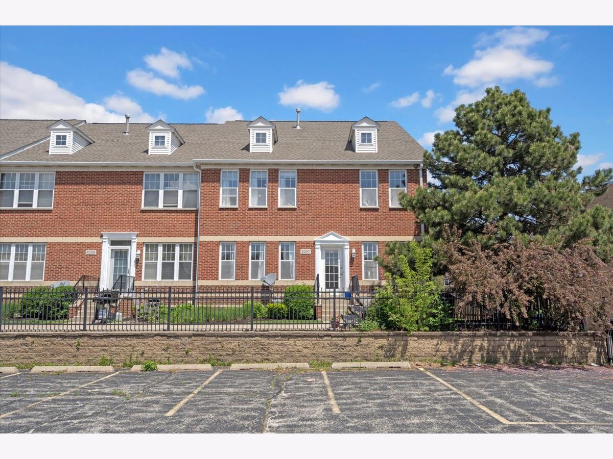 Condos & Townhomes Sold Madison Place Skokie Illinois, 8207 Lincoln