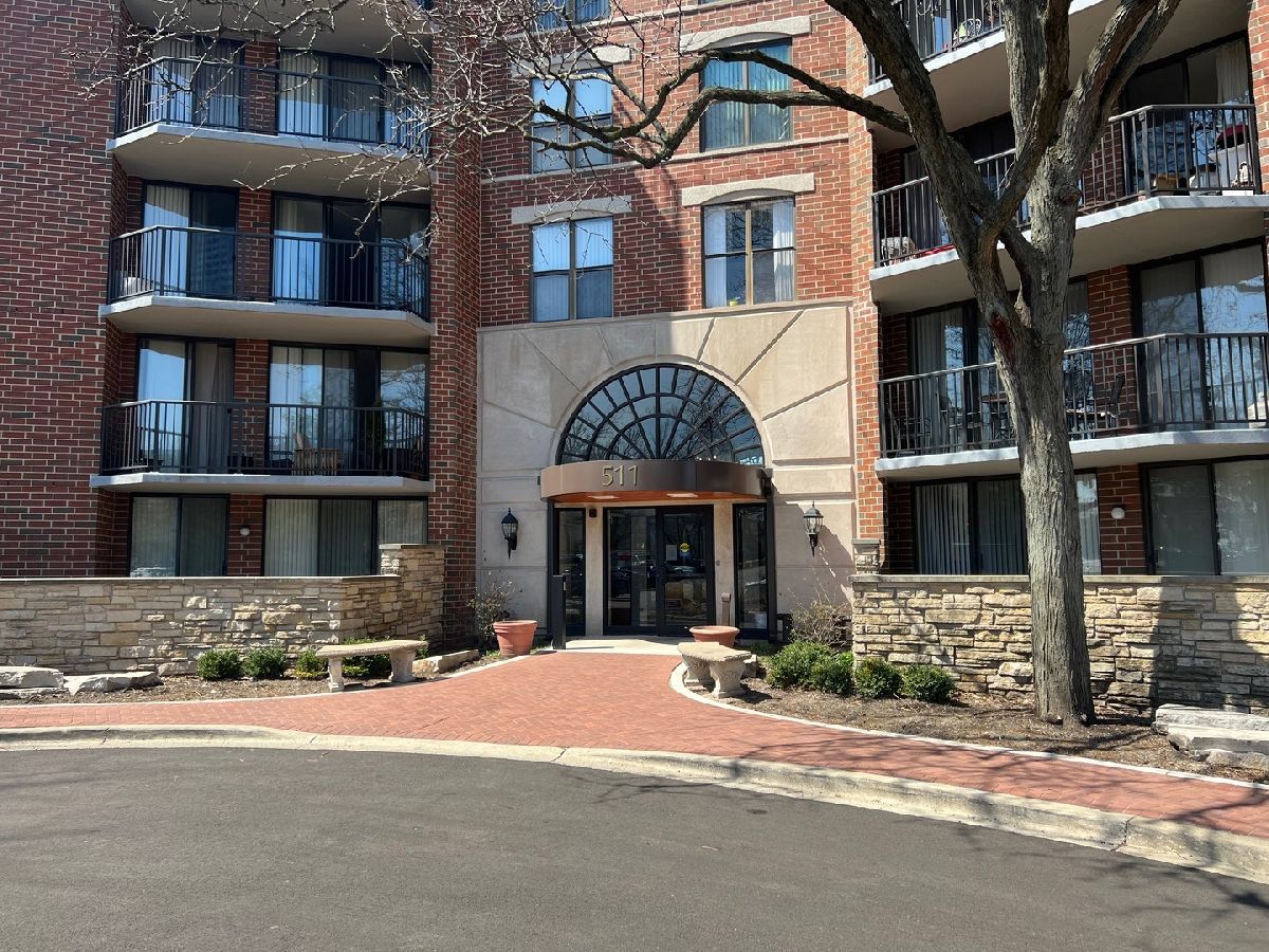 Condominiums Rented Riverplace Naperville Illinois, 511 Aurora