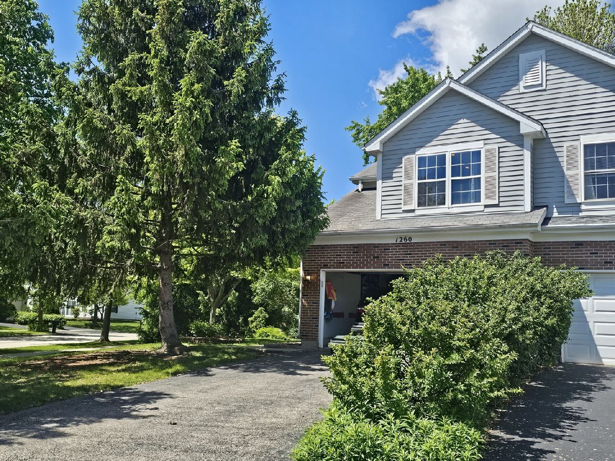  Rented Mundelein Illinois, 1260 Derby