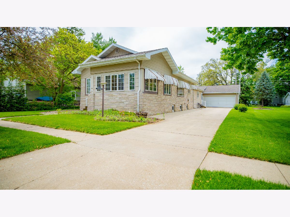  Sold Forrest Illinois, 214 Watson