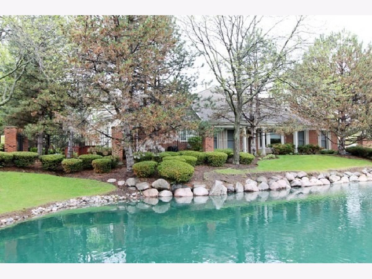 Townhomes & Condos & Homes Sold Lake Arlington Towne Arlington Heights Illinois, 2057 Coldspring