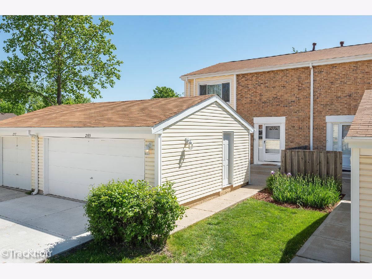 Homes & Townhomes Sold Westlake Glendale Heights Illinois, 2195 Chadwick