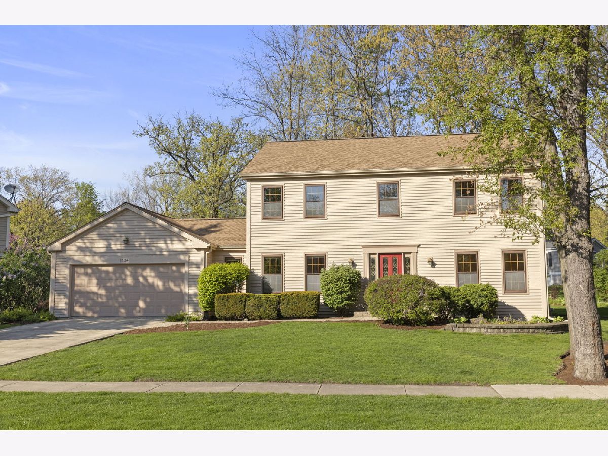 Homes & Townhomes Sold Cress Creek Commons Naperville Illinois, 1624 Mirror Lake