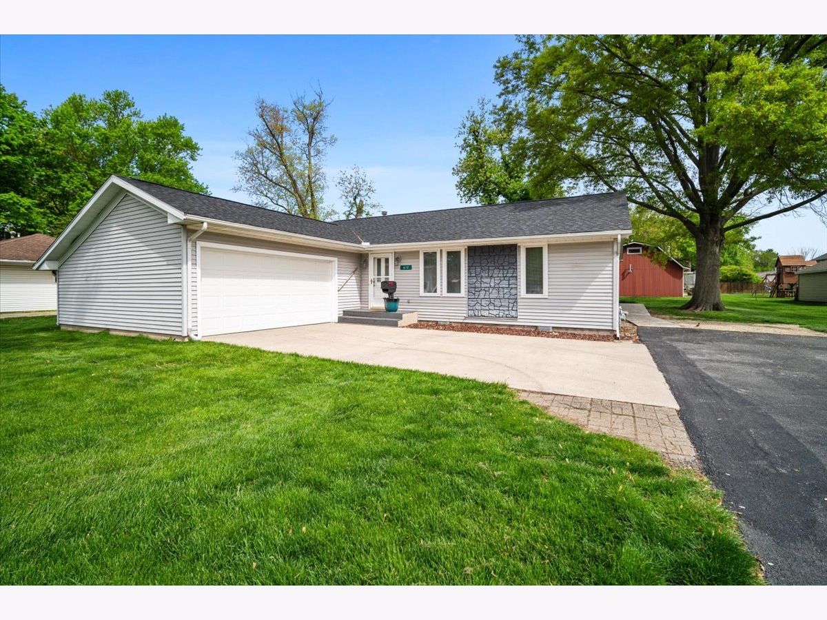 Sold Leroy Illinois, 612 Elm