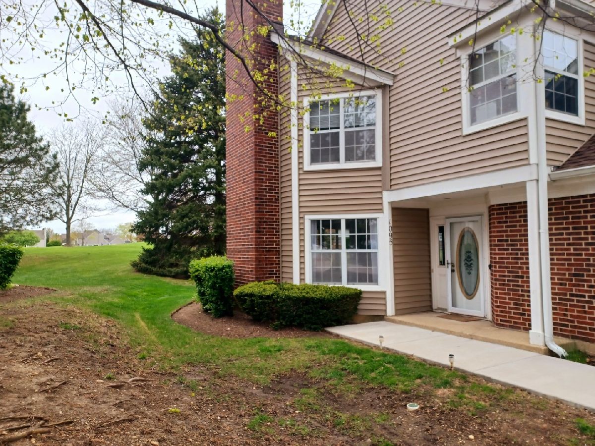 Condos & Townhomes & Homes Sold Highlands Of Algonquin Algonquin Illinois, 1095 Saint Andrews