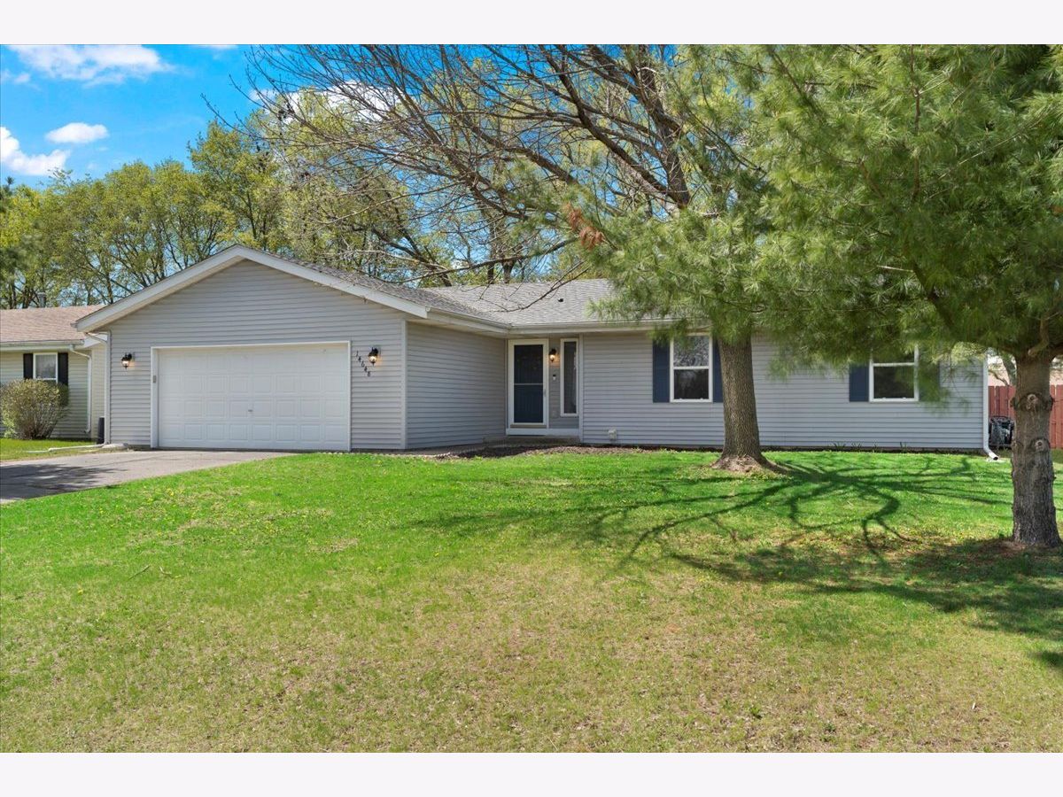 Homes Sold Misty Meadows South Beloit Illinois, 14648 Whispering Wind