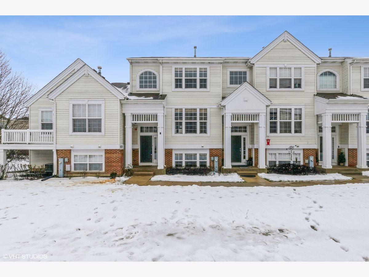 Townhomes & Condos & Homes Rented Midlane Club Wadsworth Illinois, 3023 Nicklaus