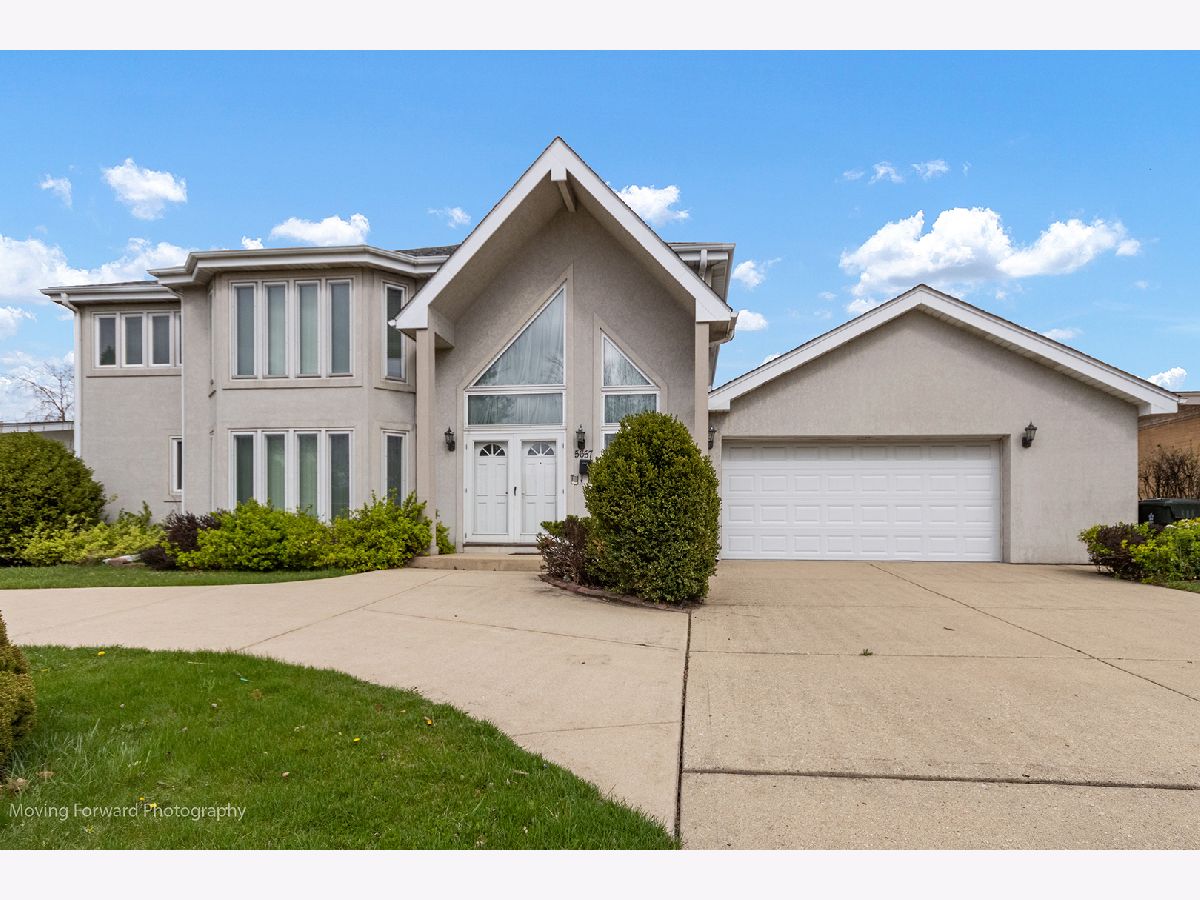  Sold Norwood Park Illinois, 5657 Crescent