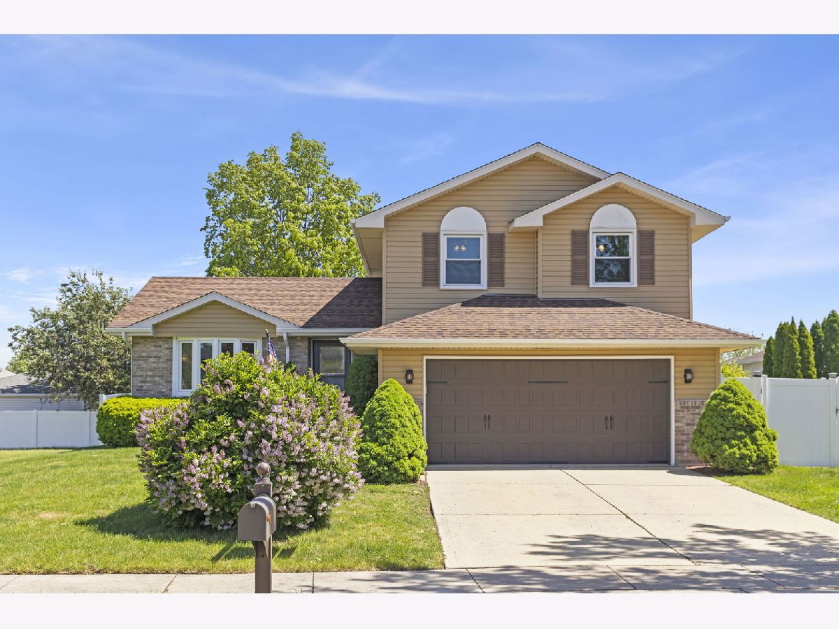 Homes Sold Mayfair Plainfield Illinois, 2810 Billie Limacher