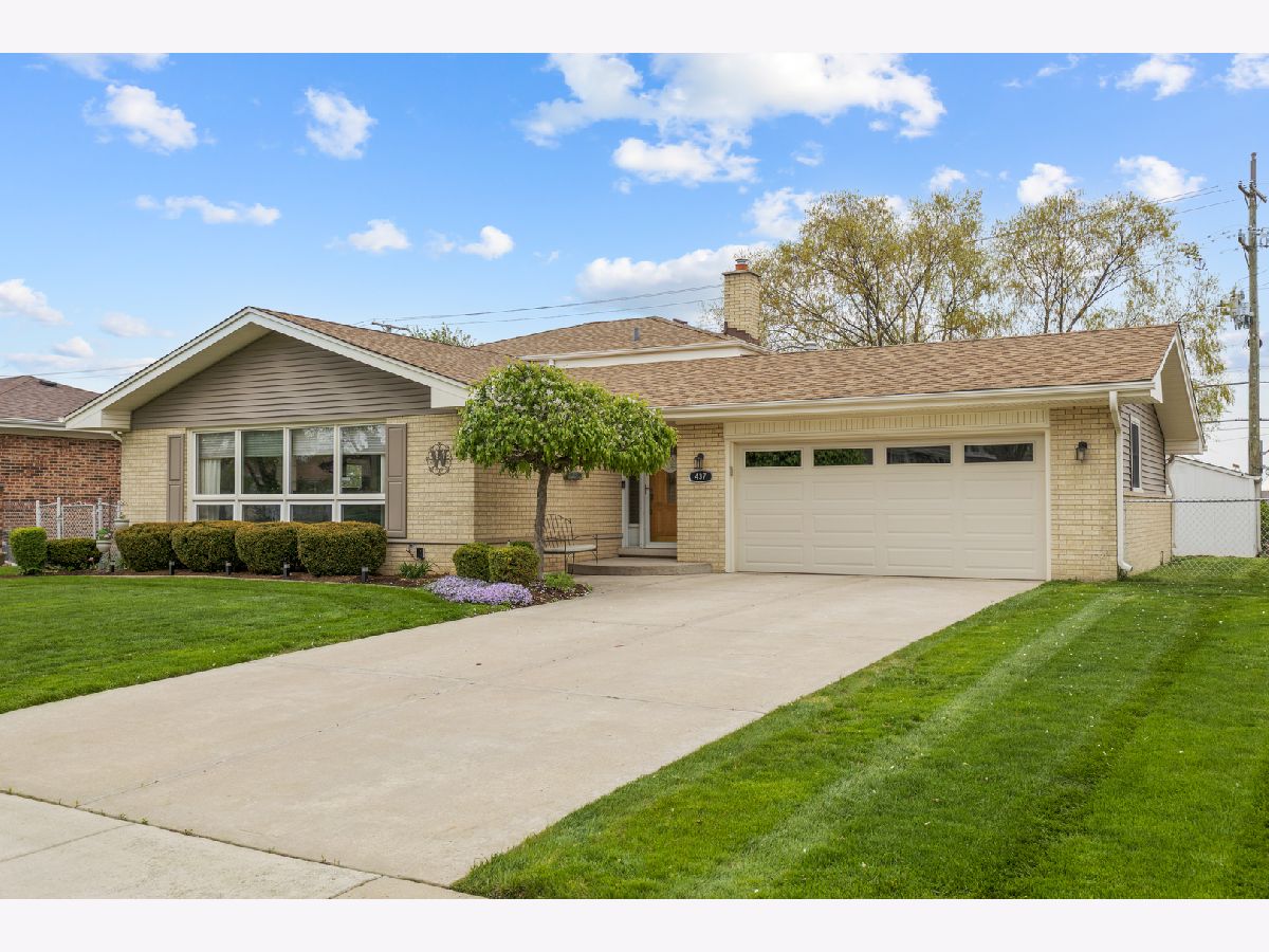 Homes & Condos & Townhomes Sold Lancer Park Schaumburg Illinois, 437 Wingate