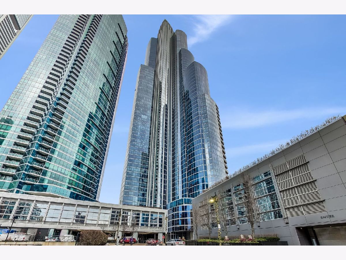 Condos & Townhomes Rented Museum Park Chicago Illinois, 1211 Prairie