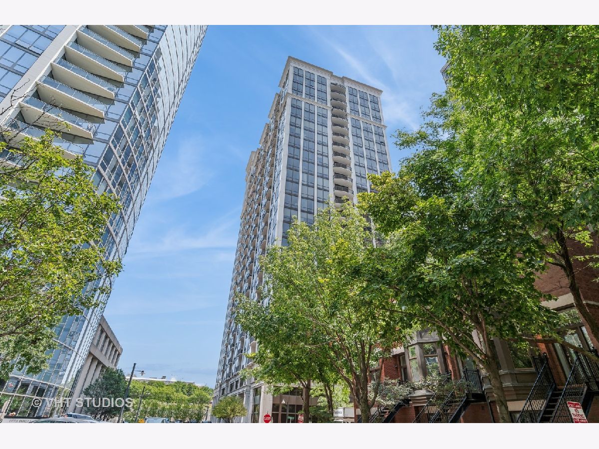 Condos & Townhomes Sold Museum Park Chicago Illinois, 233 13th