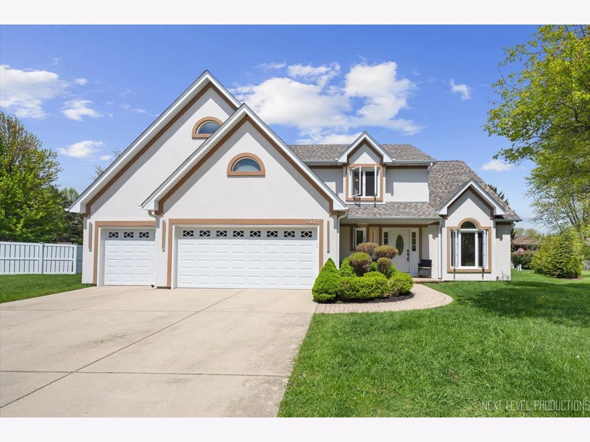 Townhomes & Homes Sold Country Lakes Naperville Illinois, 1017 Mandalay