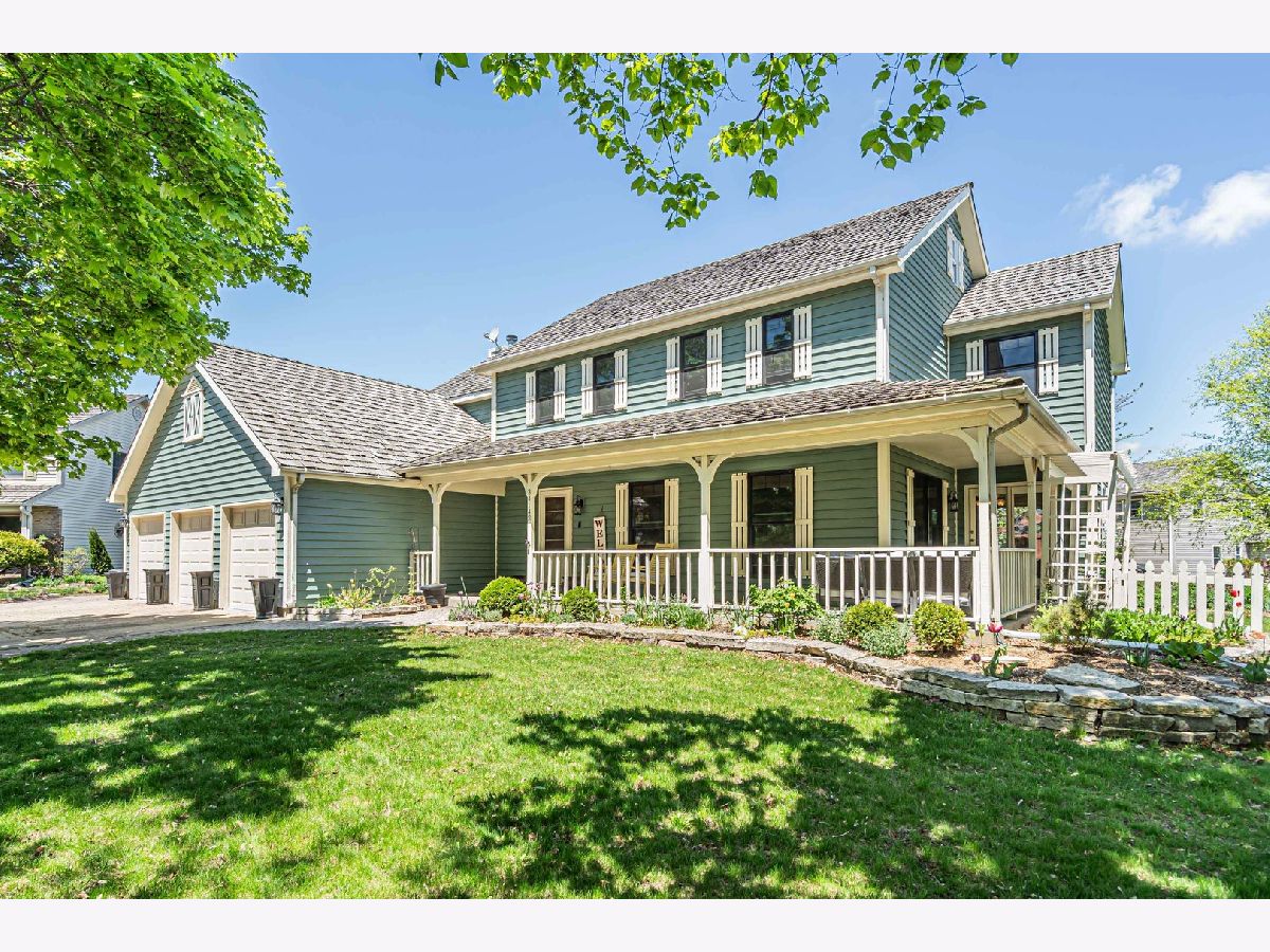 Homes & Townhomes & Condos Sold Country Towne Gurnee Illinois, 34143 Homestead