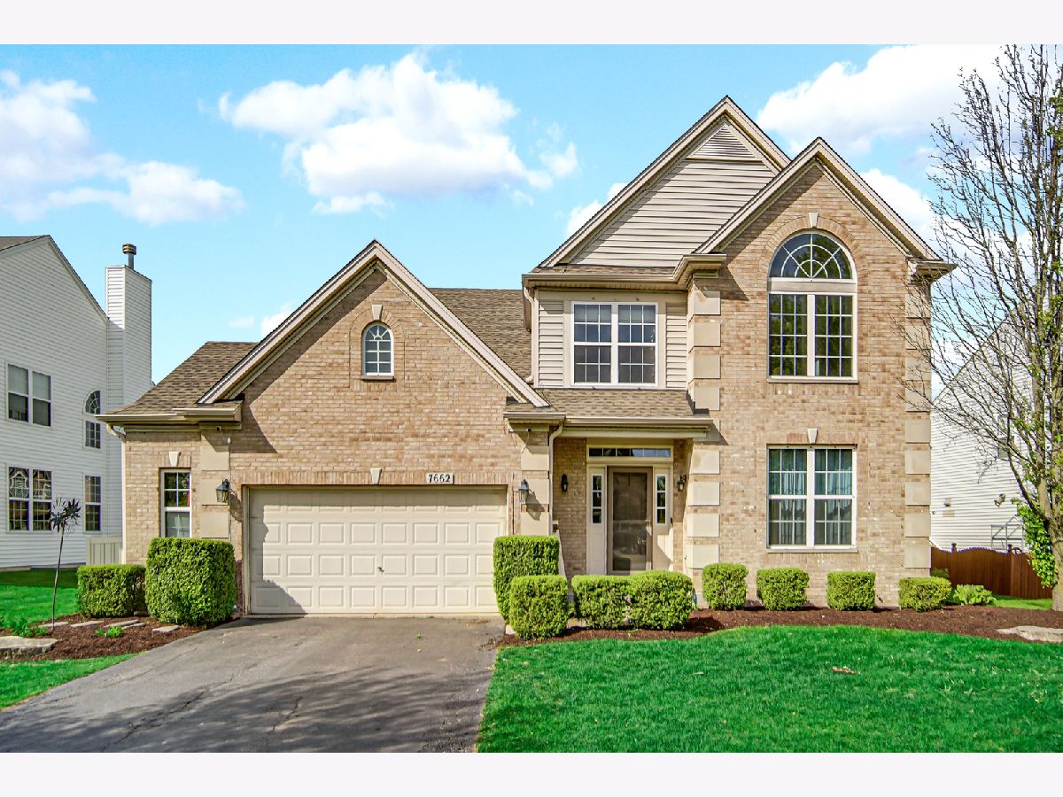 Homes Sold Clublands Plainfield Illinois, 7662 Pin Oak
