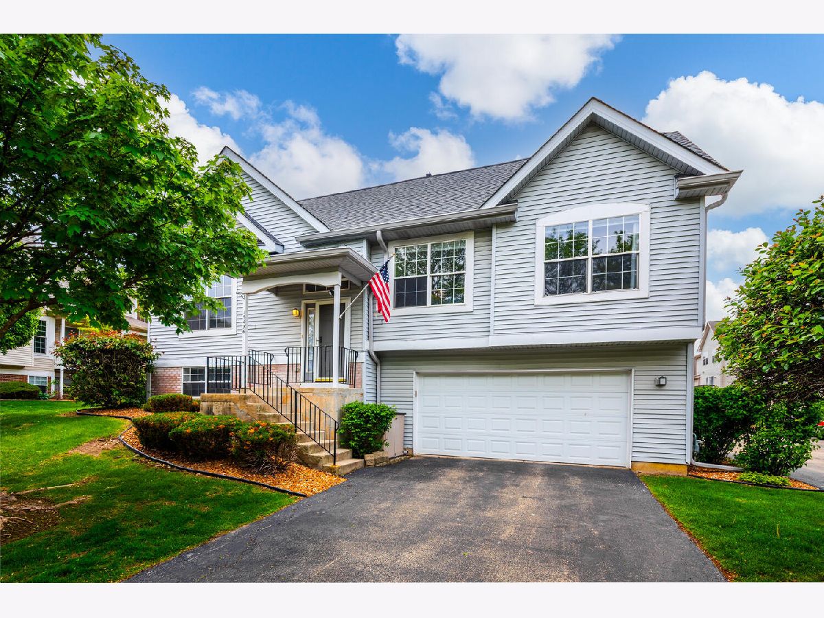 Townhomes Sold Broken Arrow Navajo Lockport Illinois, 17436 Teton