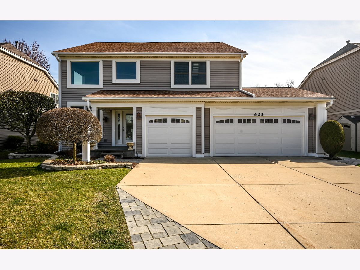 Townhomes & Homes Sold Concord Mills Palatine Illinois, 623 Thornhill