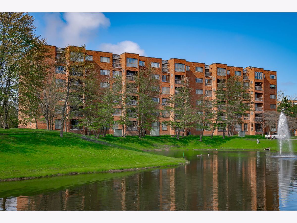 Condos & Townhomes Sold Triumvera Glenview Illinois, 701 Forum