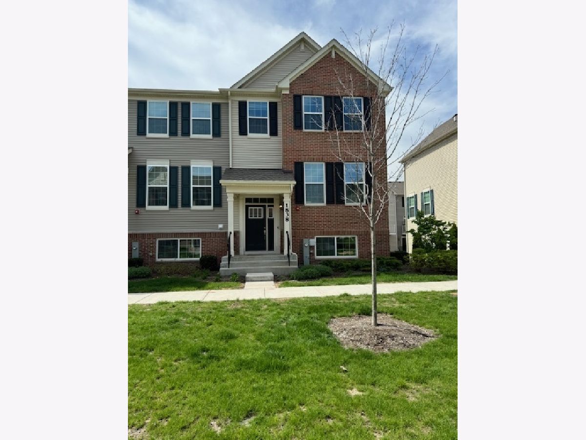 Condos & Townhomes Rented Prairie Commons Batavia Illinois, 1838 Kraft