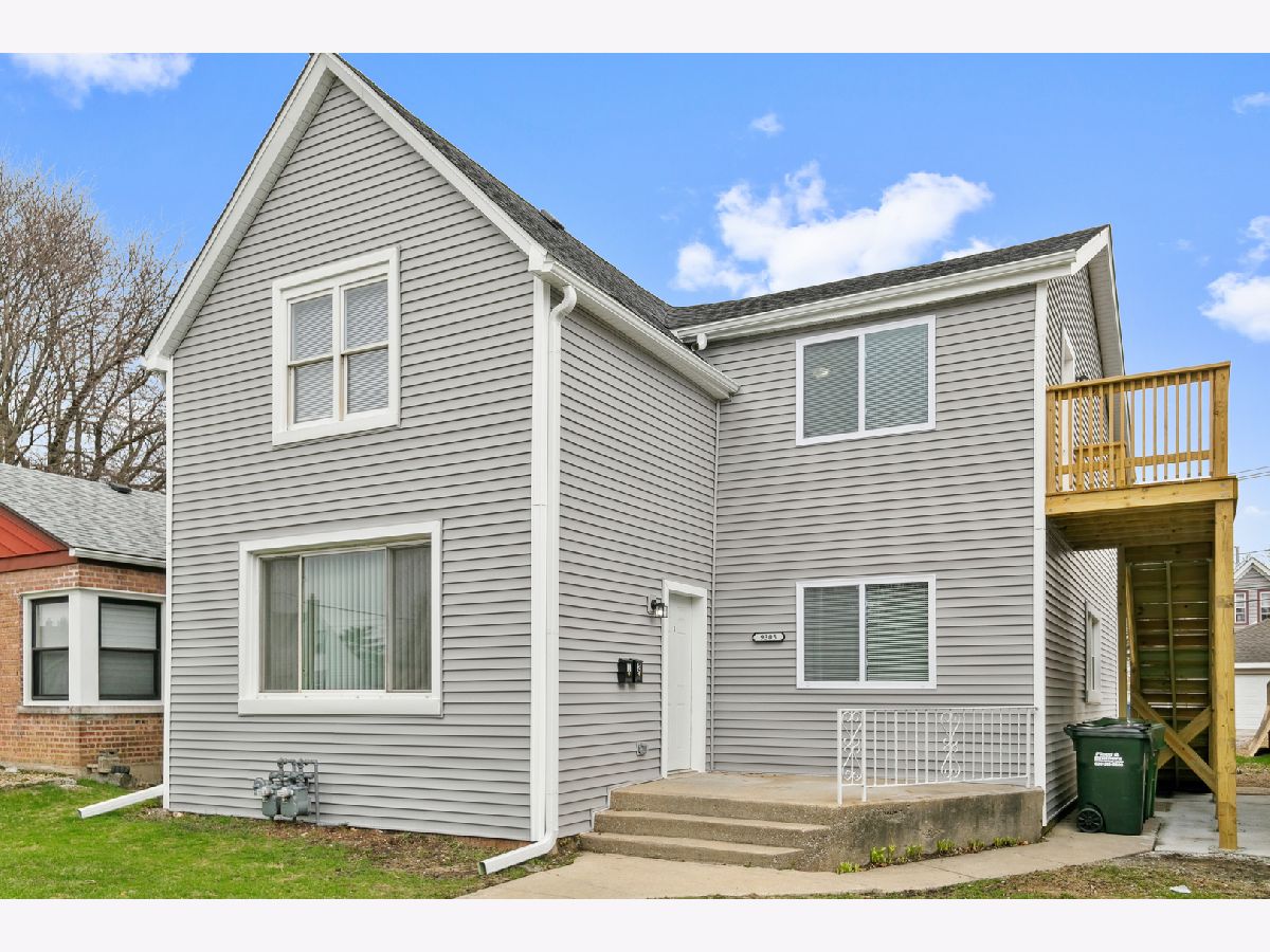 Rented Evergreen Park Illinois, 9305 Homan