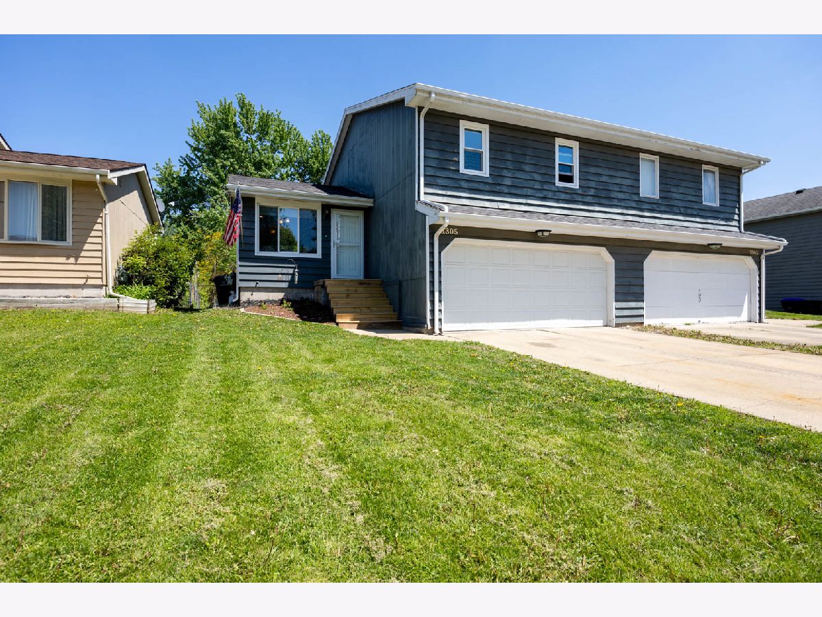 Homes & Condos & Townhomes Sold Hillcrest Bloomington Illinois, 1305 Cadwell
